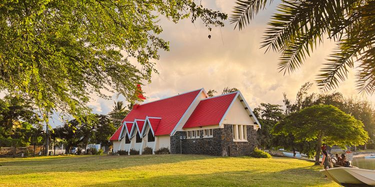 Cap Malheureux Eglise Rouge